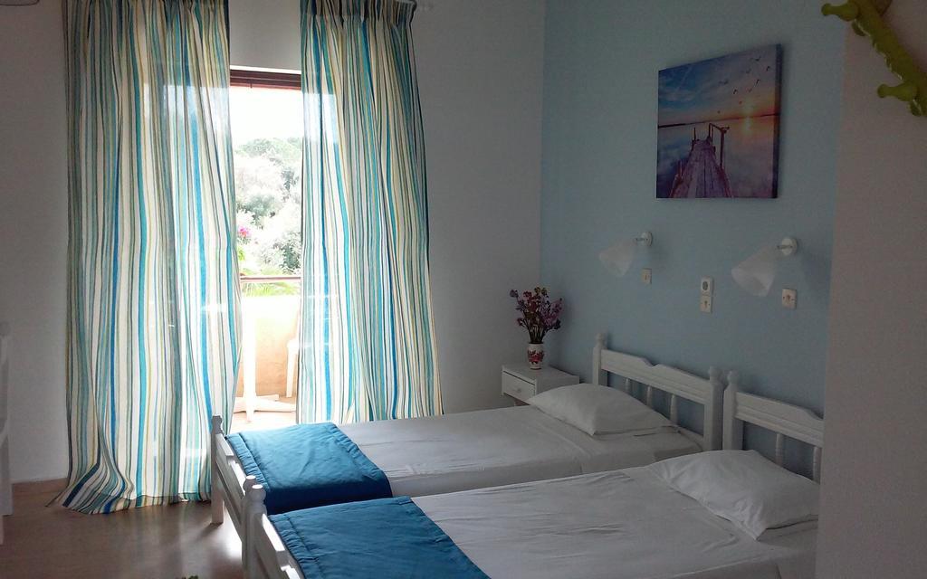 Lina Studios Mesongi Luaran gambar